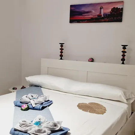 Precious 3 Bedroom, Oasis De Fanabe Wifi Free Costa Adeje (Tenerife)