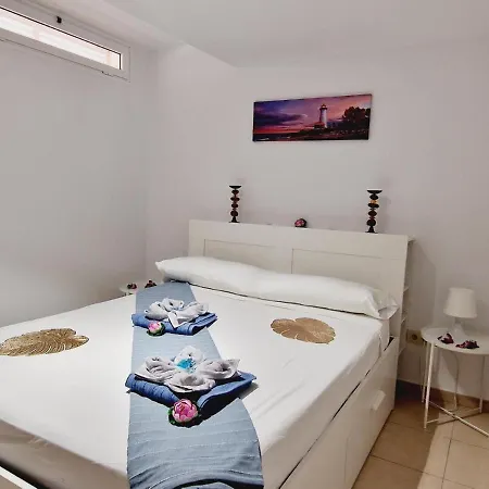 Ferienhaus Precious 3 Bedroom, Oasis De Fanabe Wifi Free *