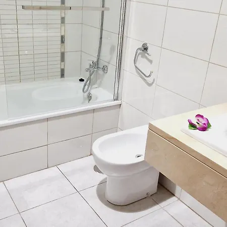 Ferienhaus Precious 3 Bedroom, Oasis De Fanabe Wifi Free